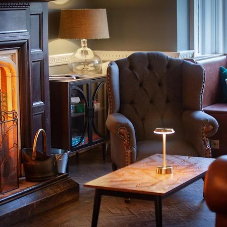 The Dower House Hotel 우드홀스파 외부 사진