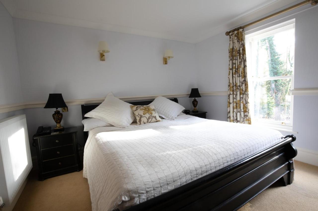 The Dower House Hotel 우드홀스파 외부 사진