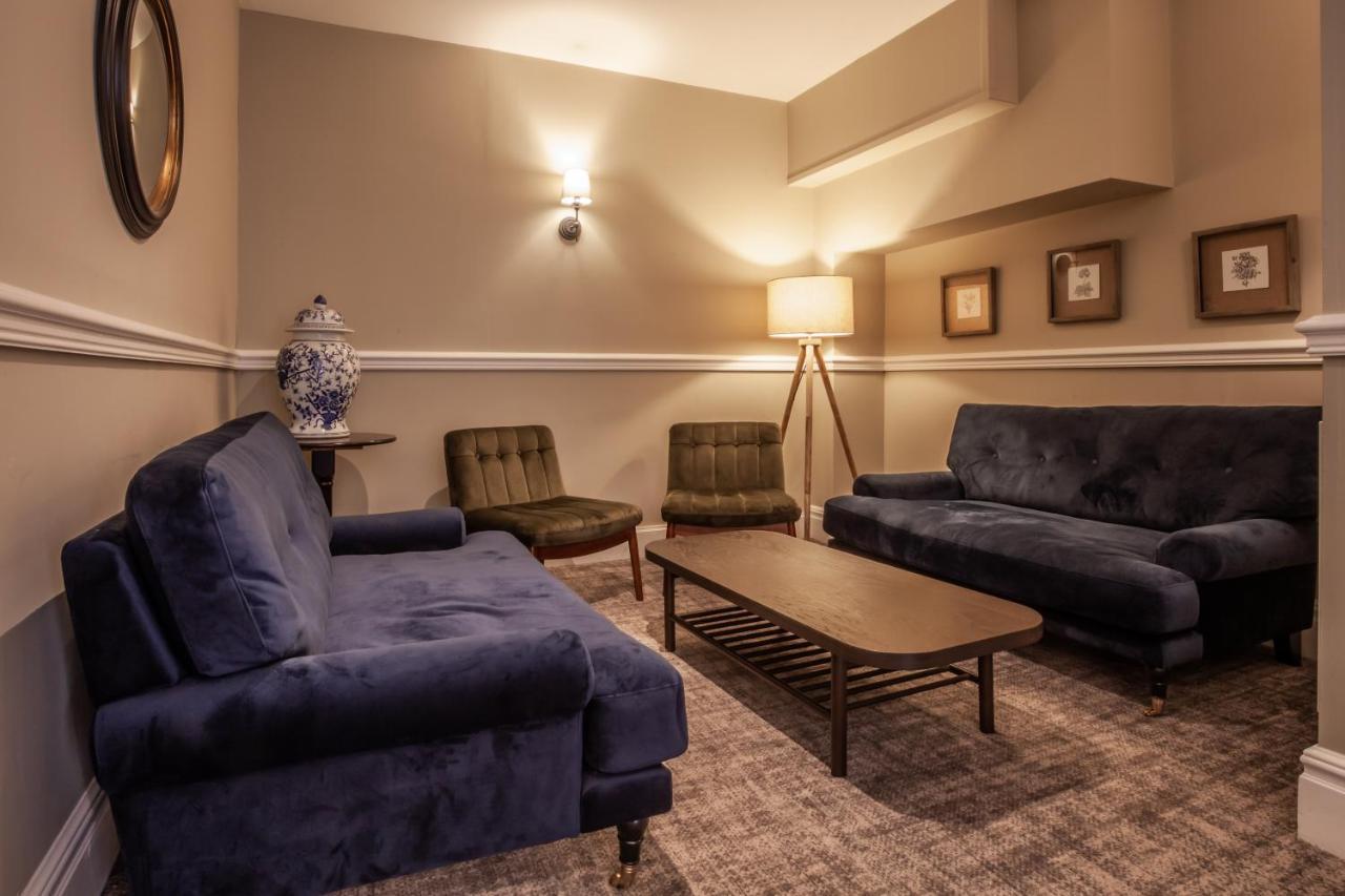 The Dower House Hotel 우드홀스파 외부 사진