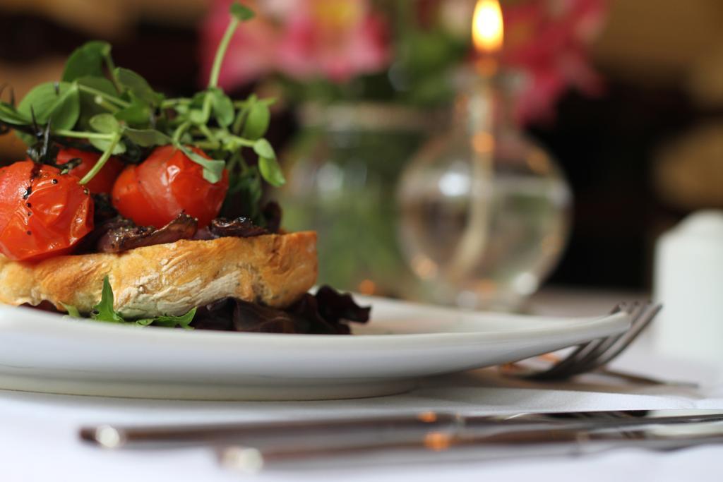 The Dower House Hotel 우드홀스파 외부 사진